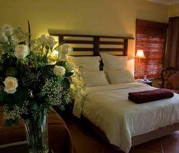 A White Rose Guest House Bloemfontein Esterno foto